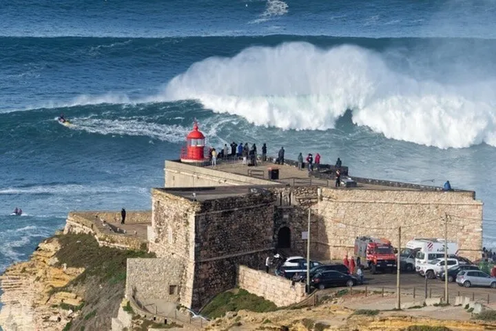 Fátima, Nazaré & Óbidos Tour - Atlantic & Faith Experience