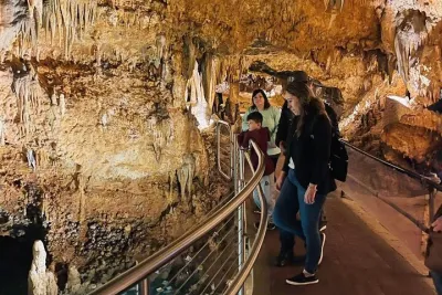 Shenandoah National Park, Luray Caverns Small Group from D.C.