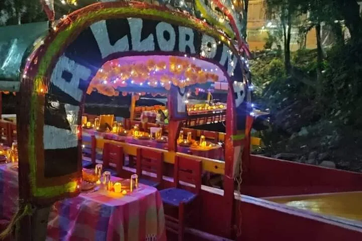 Day of the Dead Xochimilco Night Boat Tour with Dinner & Drinks