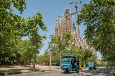 Barcelona 2 Hours Private Tuk-Tuk Tour