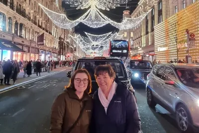 Christmas Lights Private London Taxi Tour