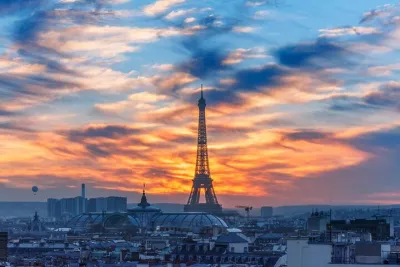 Paris Custom Private Day Tour with Vehicle and Guide