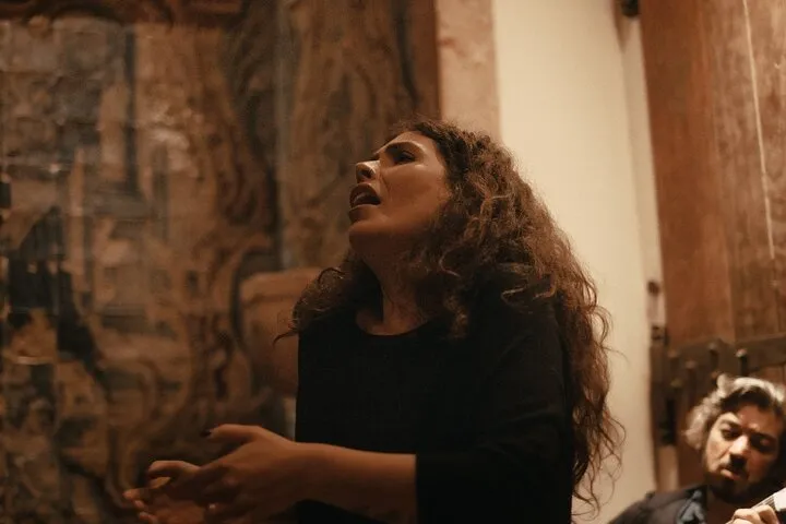 Lisbon: Fado Midnight at Mesa de Frades with a Drink