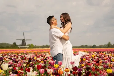 Tulip Fields Photoshoot & Tour near Amsterdam