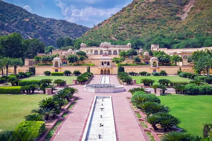 Mughals and Rajputs - Delhi, Agra & Rajasthan
