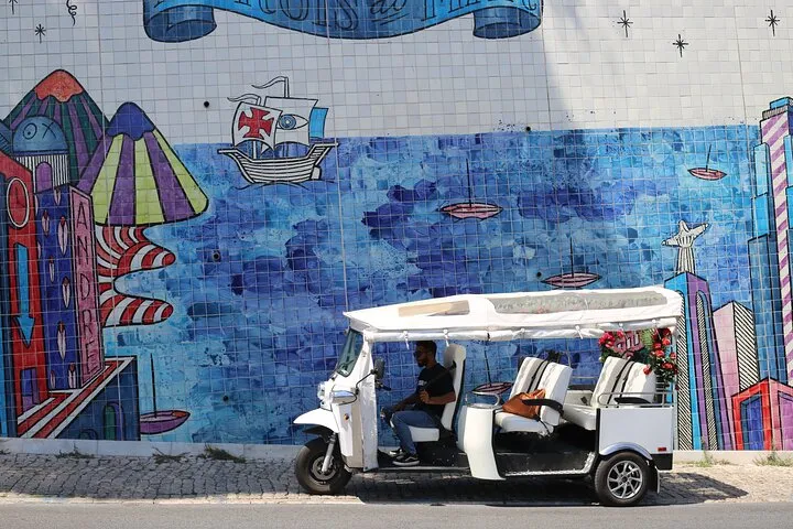 Lisbon Private Historic City Tour by Tuk-Tuk