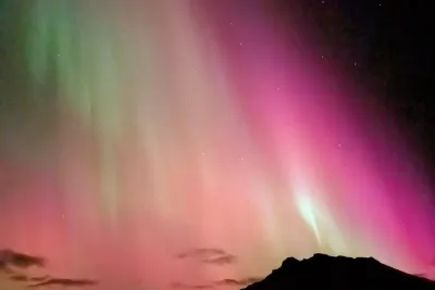 Private Northern Lights Hike to Reykjadalur Hot River