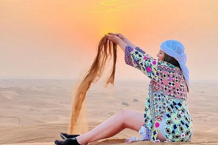 DESERT SAFARI 4x4, Buffet, Belly Dance & More