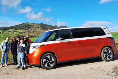 Private Porto to Lisbon tour Scenic Stops Electric Vehicle