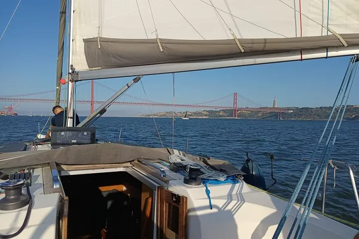 Private Afternoon Sailing Experience in Lisbon Tagus River