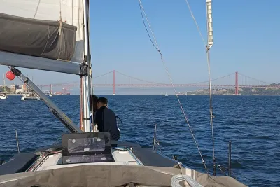 Lisbon Afternoon River Cruise with Scenic Views