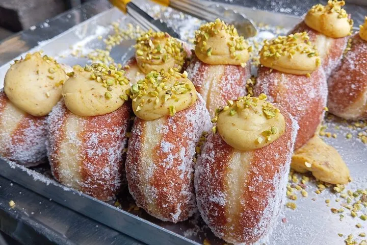 London Pastry & Dessert Lover’s Tour by Do Eat Better
