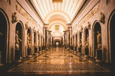 Small Guided Tour Vatican Sistine Chapel & St.Peter's Basilica