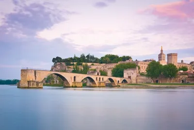 7 Day French and Spanish Flavors Loop Tour from Paris