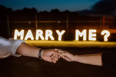 NYC Helicopter Proposal Tour with Photos and Champagne