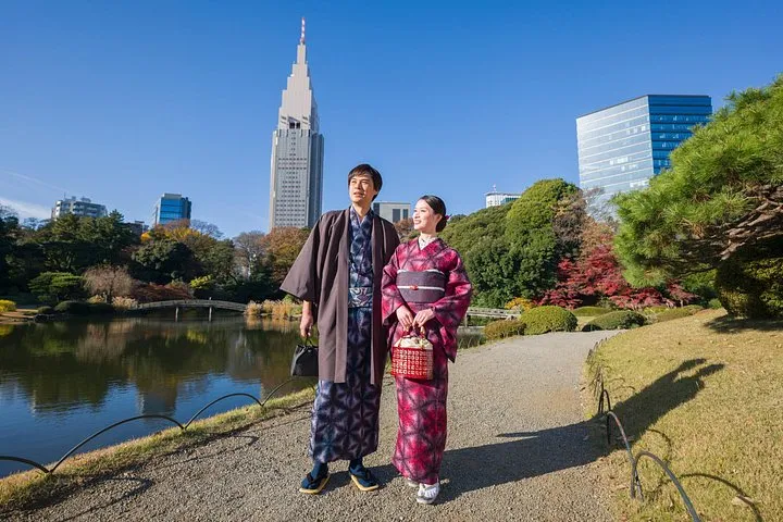 Premium Silk Kimono Rental inside Shinjuku Gyoen National Garden