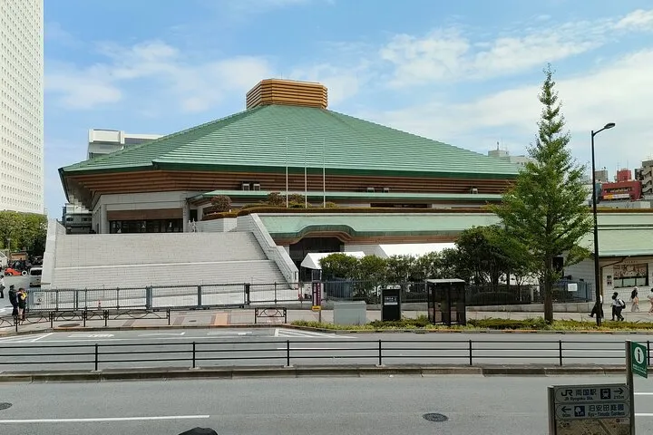 Edo Resilience: Ryogoku Culture & Disaster Heritage Walking Tour