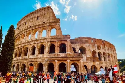 Colosseum Access Entry with Italian Cooking Class