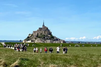 7 day Paris Must-Do Normandy History Culture D Day Small Group15