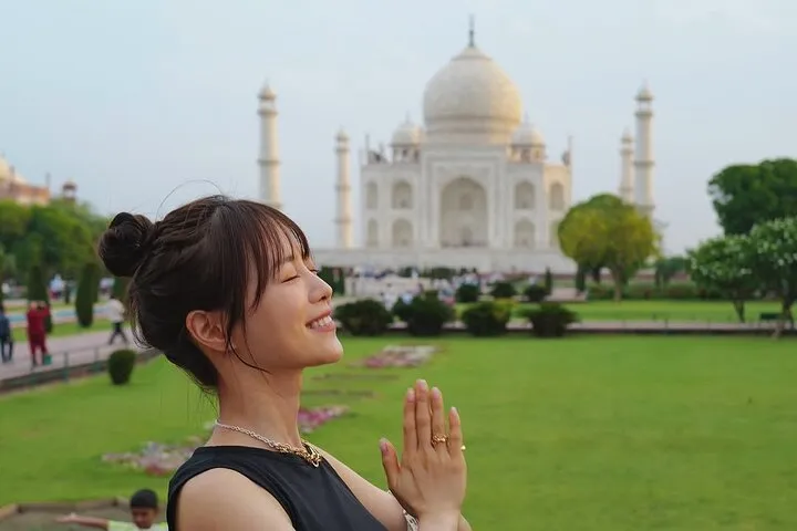 Delhi Taj Mahal One Day Trip by Car