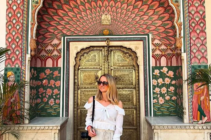 Golden Triangle Tour - Delhi Agra Jaipur