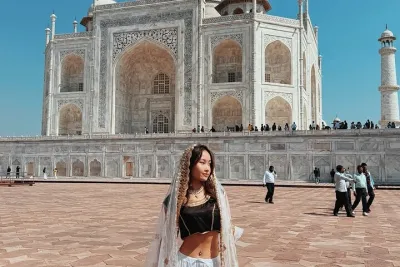 Taj Mahal One Day Tour by Express Train