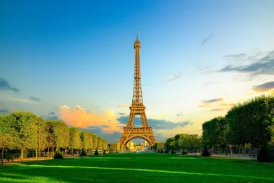 Best of Paris: Eiffel Tower Summit or 2nd Floor Access