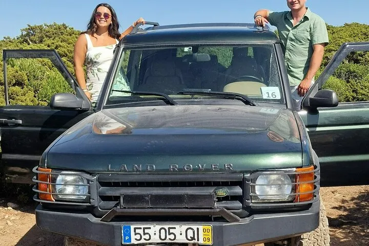 Lisbon: Jeep Tour + Boat Trip Watching Dolphins + Hotel Pick-Up