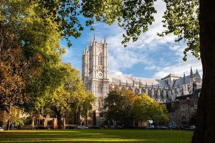 Walking Tour of London with Westminster Abbey Ticket