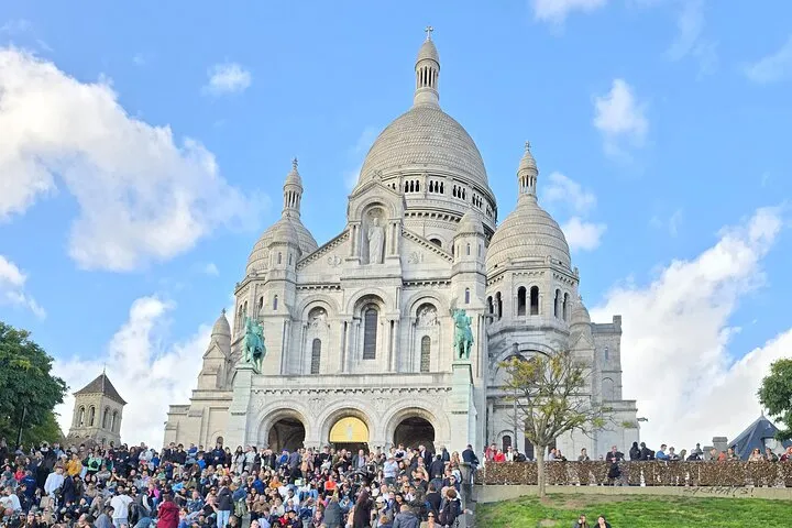 Guided tour of Montmartre, the bohemian soul of Paris