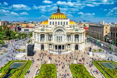 Mexico City Walking Tour with Audioguide on Your Smartphone