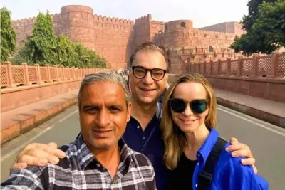 from Agra: Agra Fort and Baby Taj Private Tour with Pickup & Drop