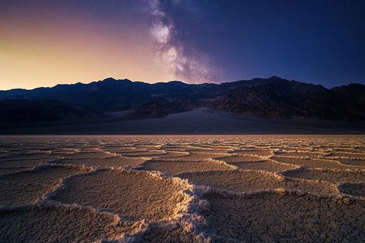 Las Vegas: Death Valley Sunset & Stargazing One-Day Tour