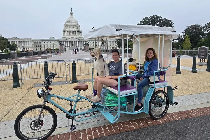 Private Pedicab Tour of DC Monuments and Memorials