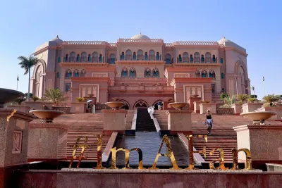Abu Dhabi City Tour with Grand Mosque & BAPS Temple – With Lunch