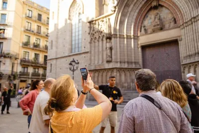 Barcelona Historical Walking Tour: Gothic Quarter and El Born