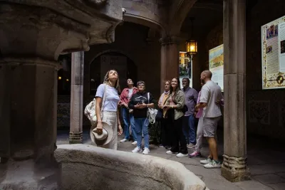Barcelona Gothic Quarter Guided Walking Tour