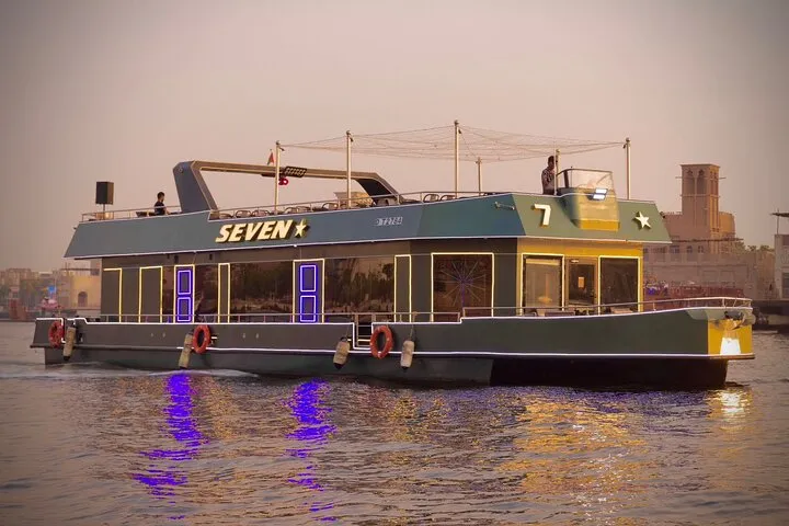 Dubai Deira Creek Luxury Dinner Cruise with Buffet and Live Shows