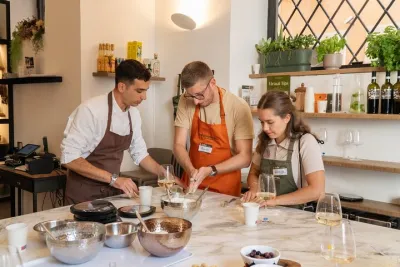 Italian Classics: Pizza, Ravioli & Italian Dessert Class in Rome