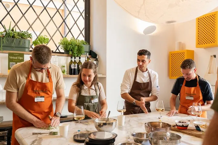 Cook & Dine in Rome: Pizza, Ravioli & Italian Dessert with Wine