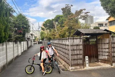 TOKYO 2hr Greenery Tour Guided by Garden Artisan E-bike or Walk