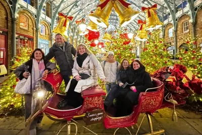 Private London Christmas Lights Walking Tour with a Londoner