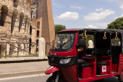 E-Tuk Tour Express Highlights of Rome