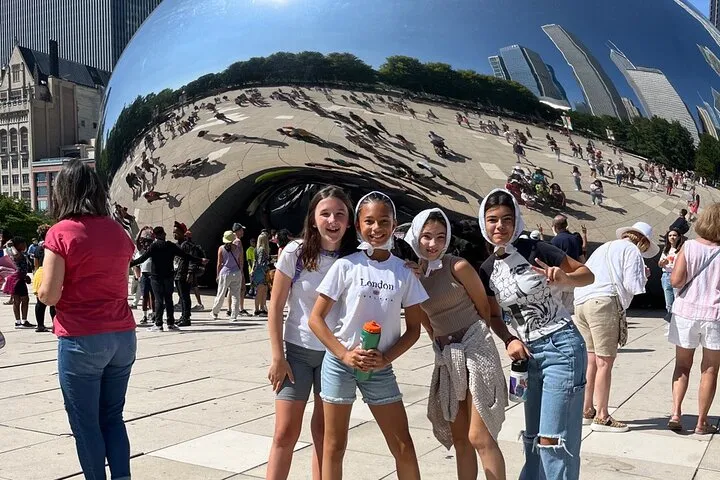 Chicago Scavenger Hunt Interactive Walking Activity