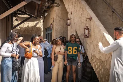 Dubai Souks, Museum, Street Food Walking Tour with Dubai Frame