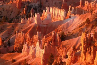 14 Group 3-Day Tour of American Western Las Vegas Round Trip