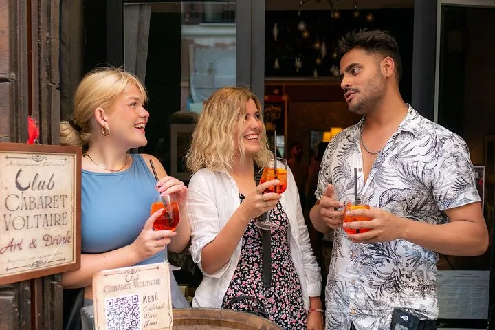 Rome Night Tipsy Tour & Bar Crawl with Forbidden History