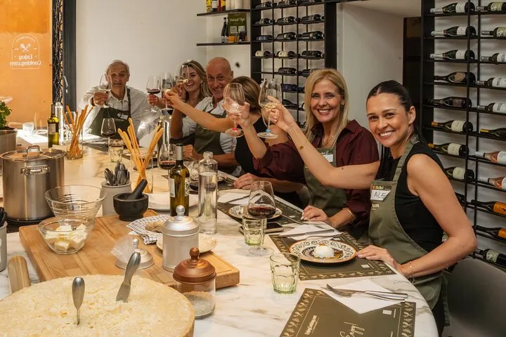 Gourmet Truffle Cooking Class and Fine Italian Wine in Rome