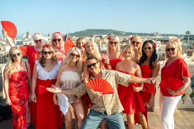 Barcelona Sangria & Salsa Dance Class with Bottomless Drinks