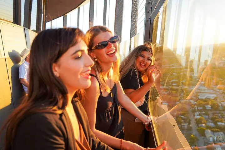 San Antonio Premium Night Tour with Dinner and Tower of Americas